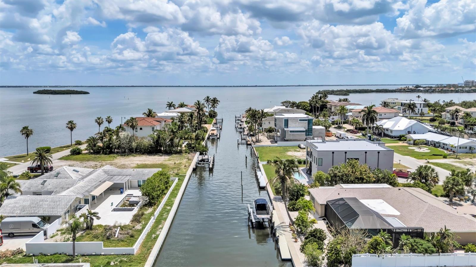 LONGBOAT KEY ESTATES - Residential