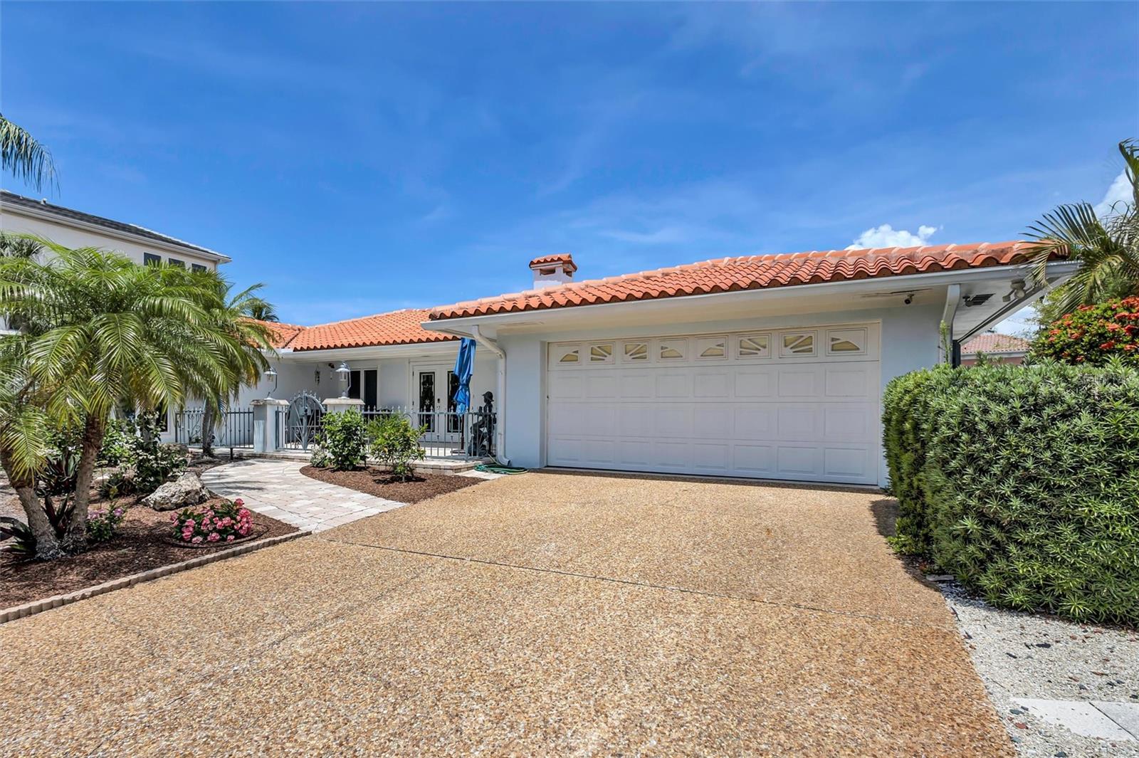 LONGBOAT KEY ESTATES - Residential