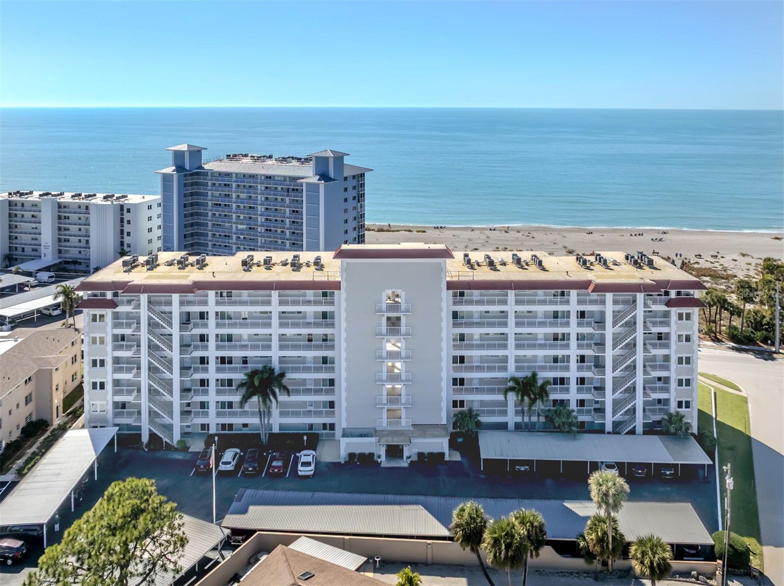 GULF TWIN TOWERS - Residential