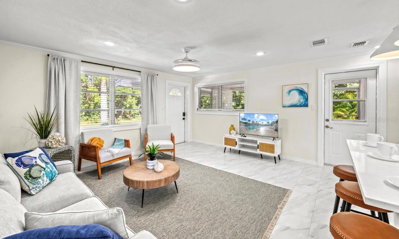 LONGBOAT KEY - Residential Income