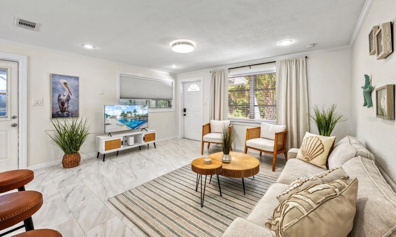 LONGBOAT KEY - Residential Income