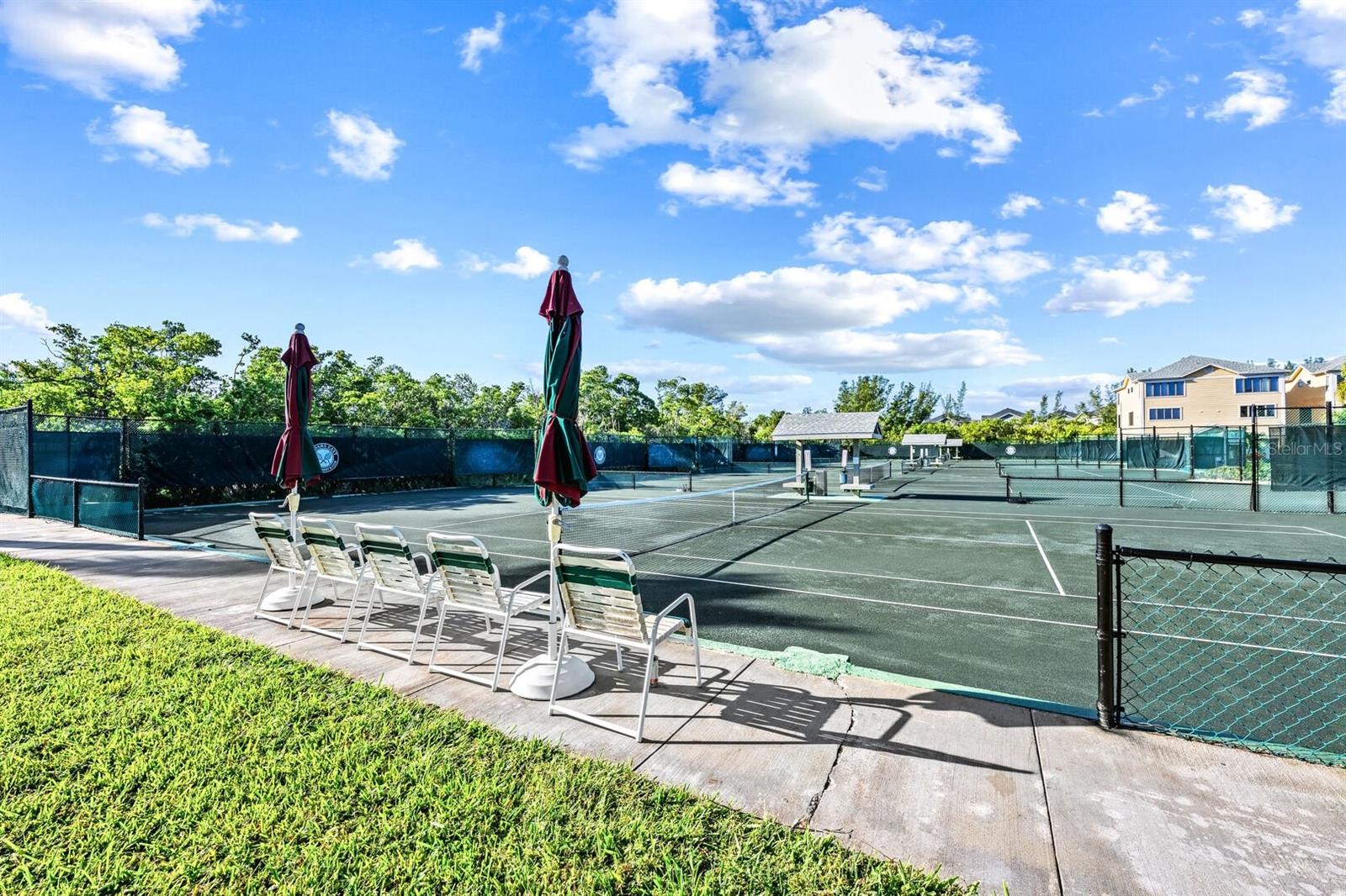 LONGBOAT KEY - Residential Income