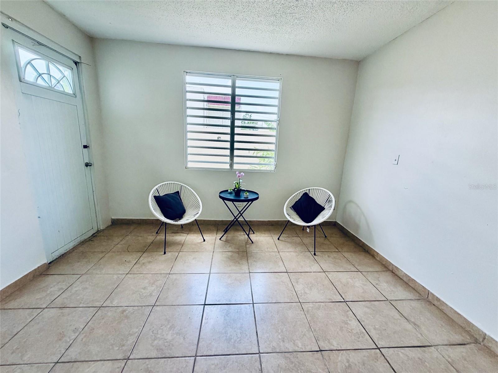 URBANIZACION LEVITTOWN LAKES - Residential