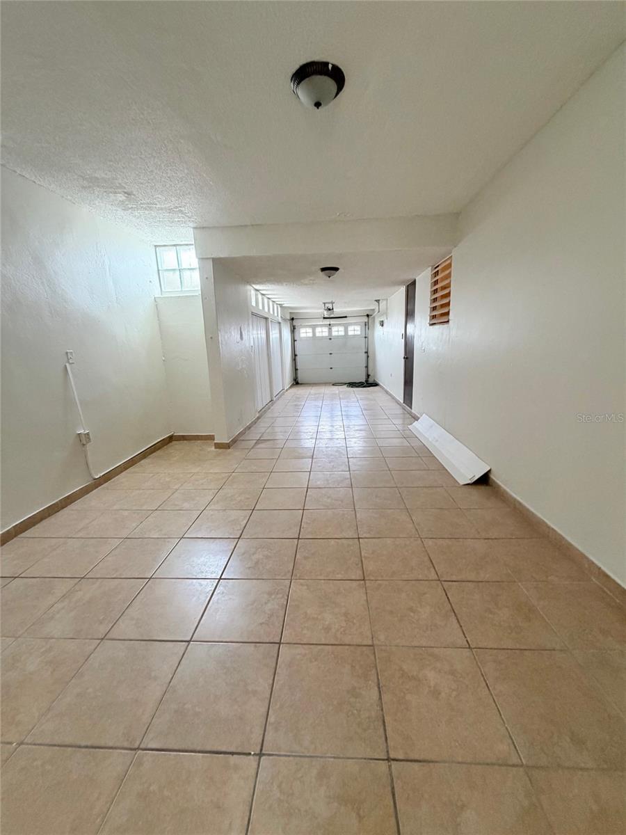 URBANIZACION LEVITTOWN LAKES - Residential