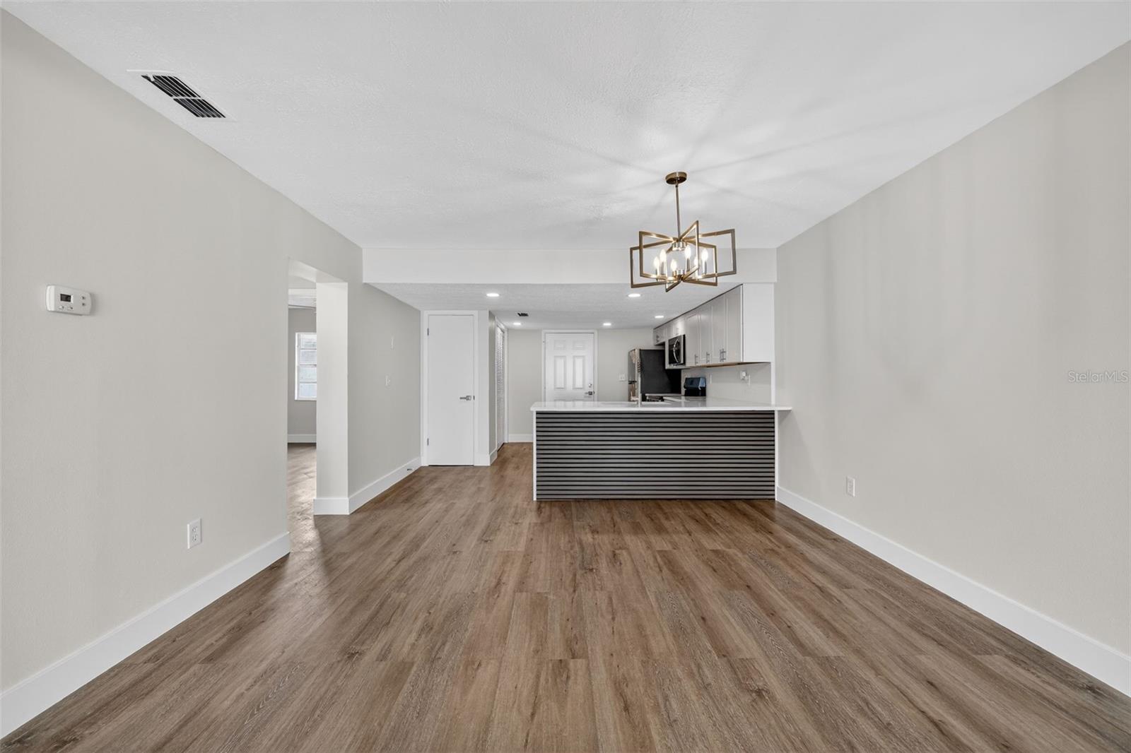 ACREAGE - Residential Income