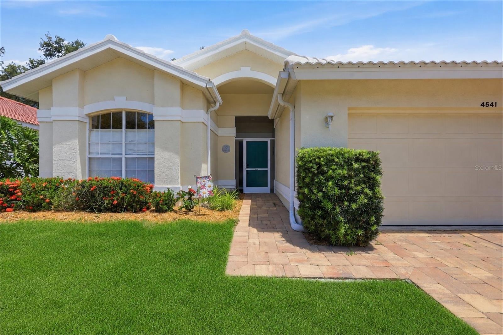 DEL SOL VILLAGE AT LONGWOOD RUN PH 02 - Residential