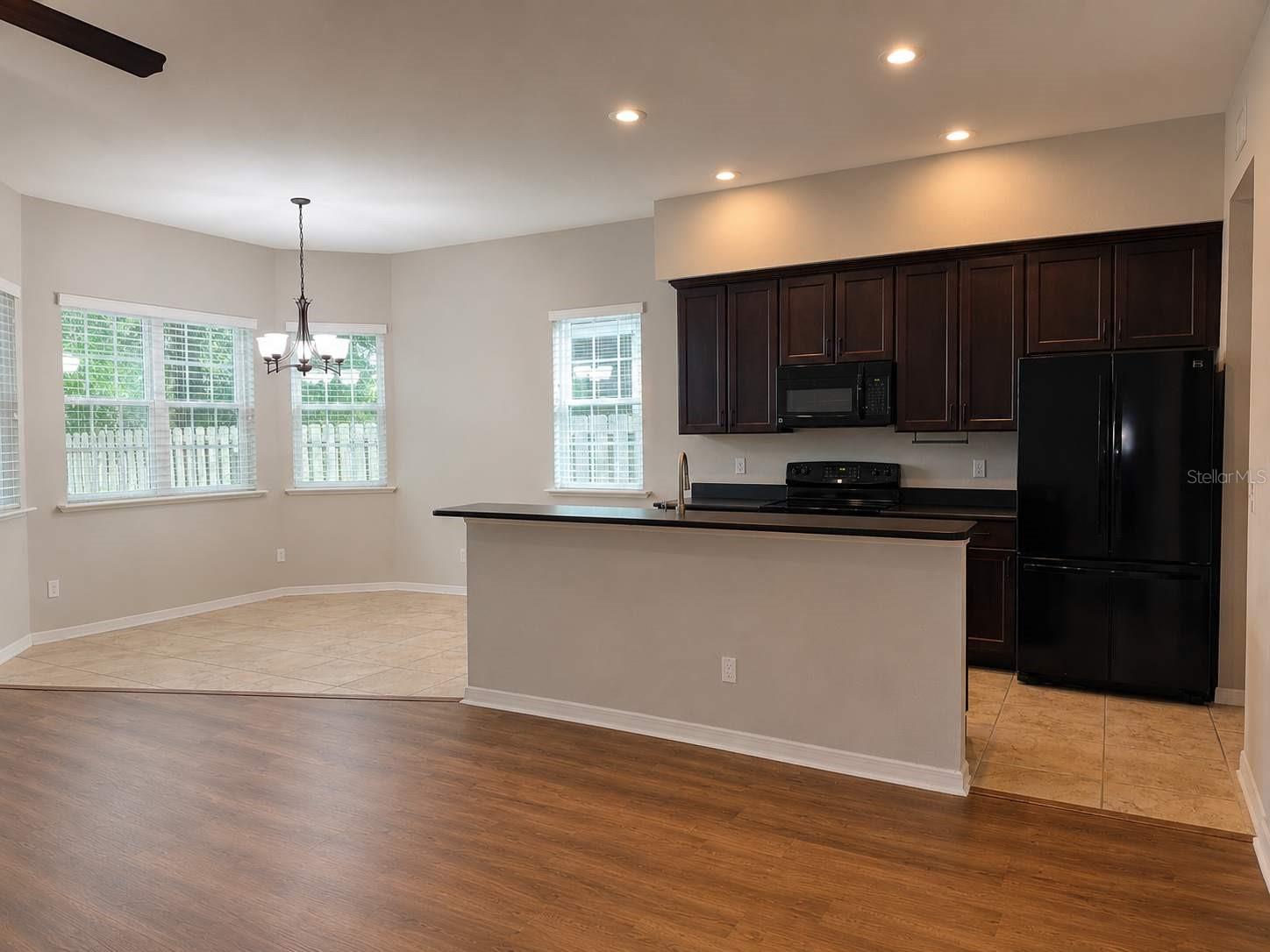 LONGLEAF UNIT 4 PH 8 - Residential Lease