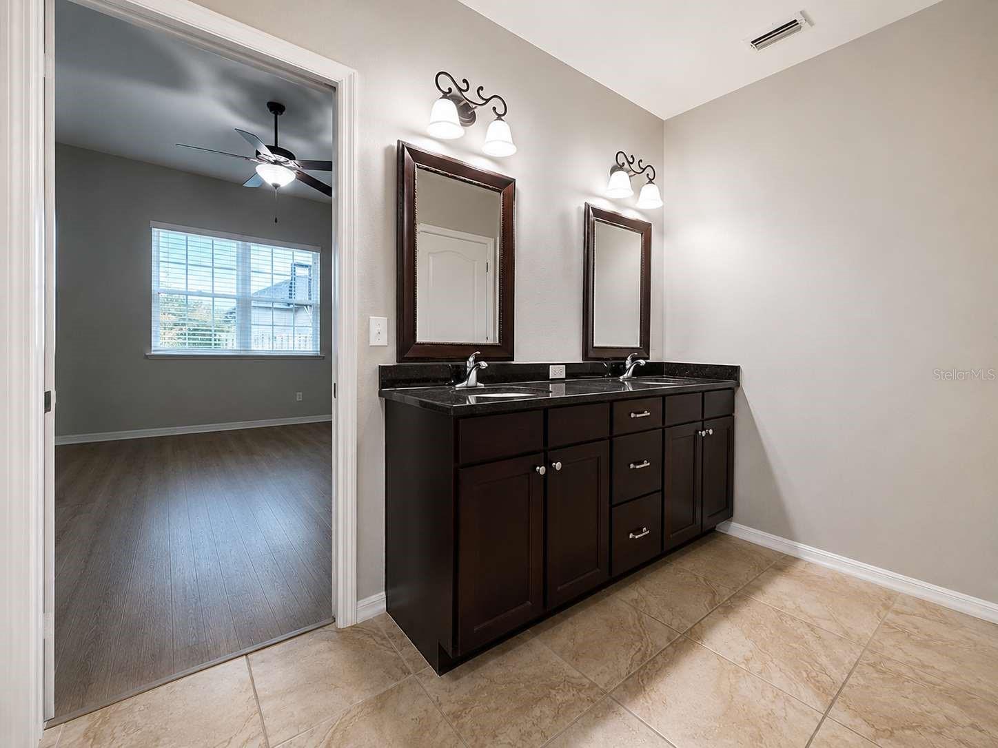 LONGLEAF UNIT 4 PH 8 - Residential Lease