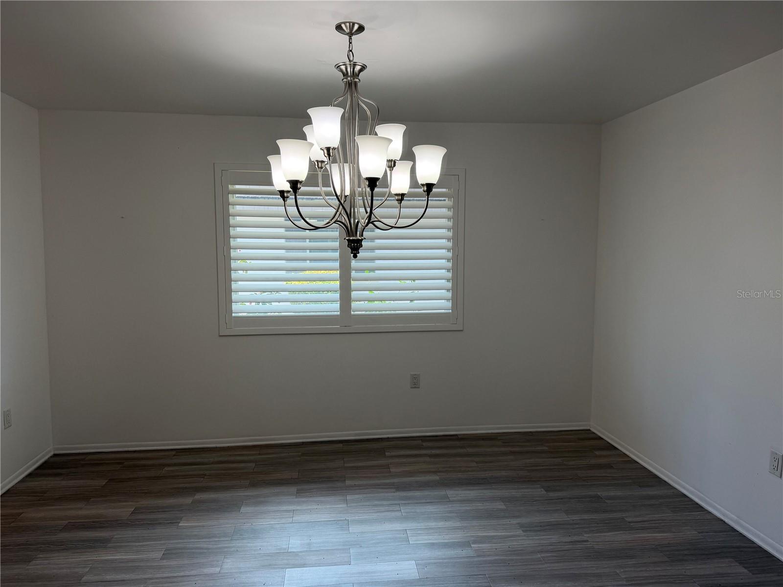 GLEN OAKS RIDGE VILLAS 2 - Residential