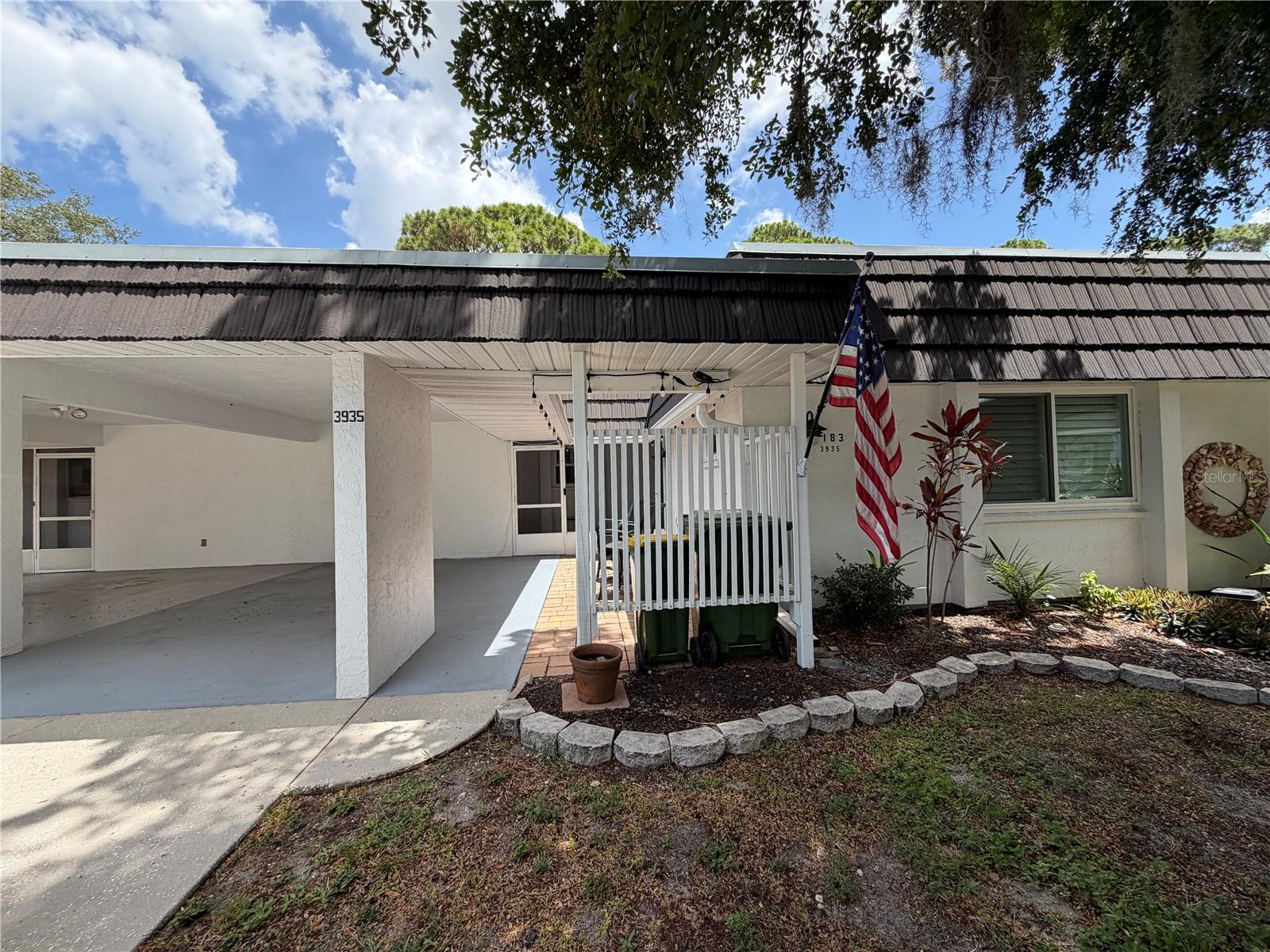 GLEN OAKS RIDGE VILLAS 2 - Residential