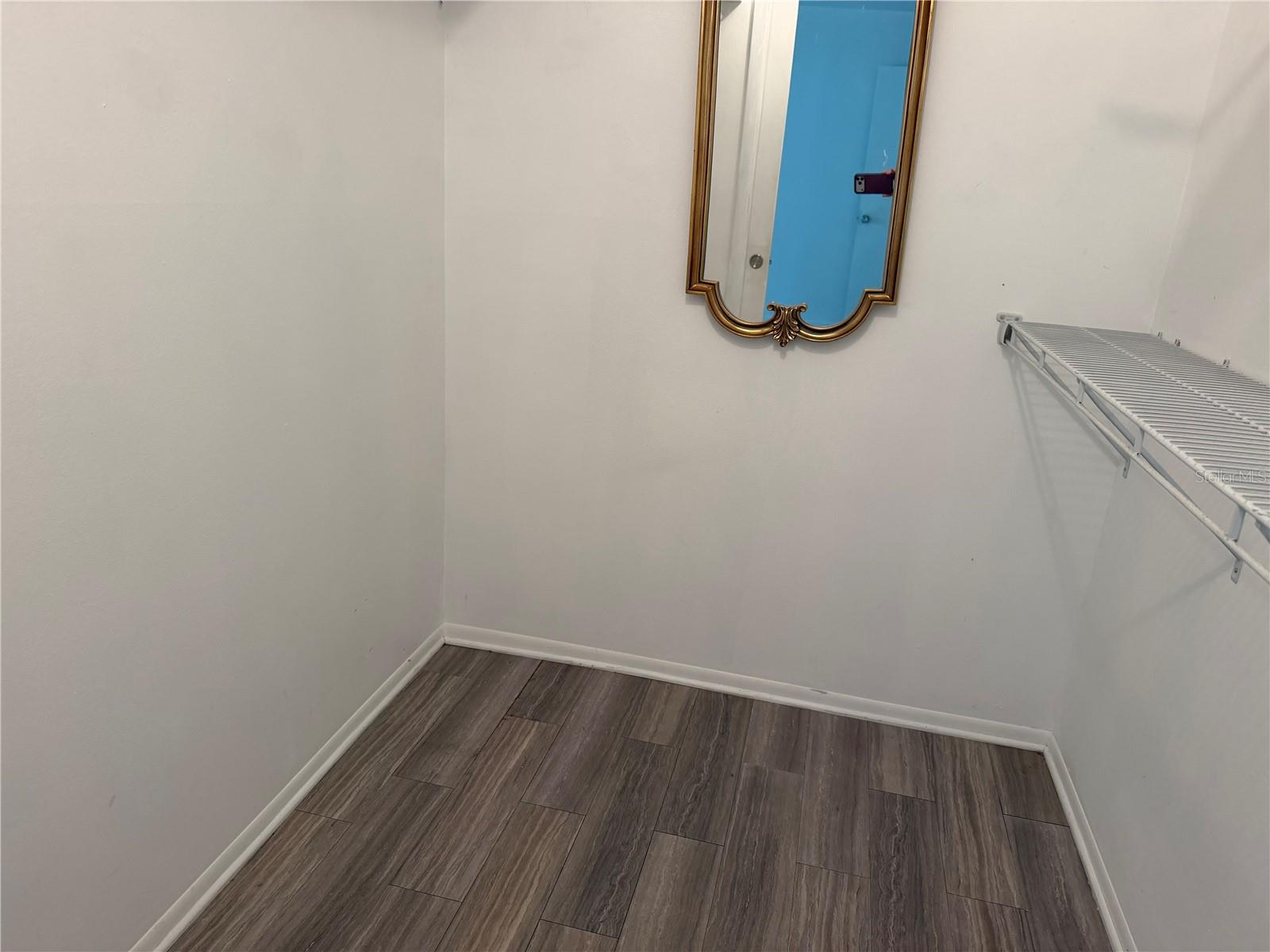 GLEN OAKS RIDGE VILLAS 2 - Residential