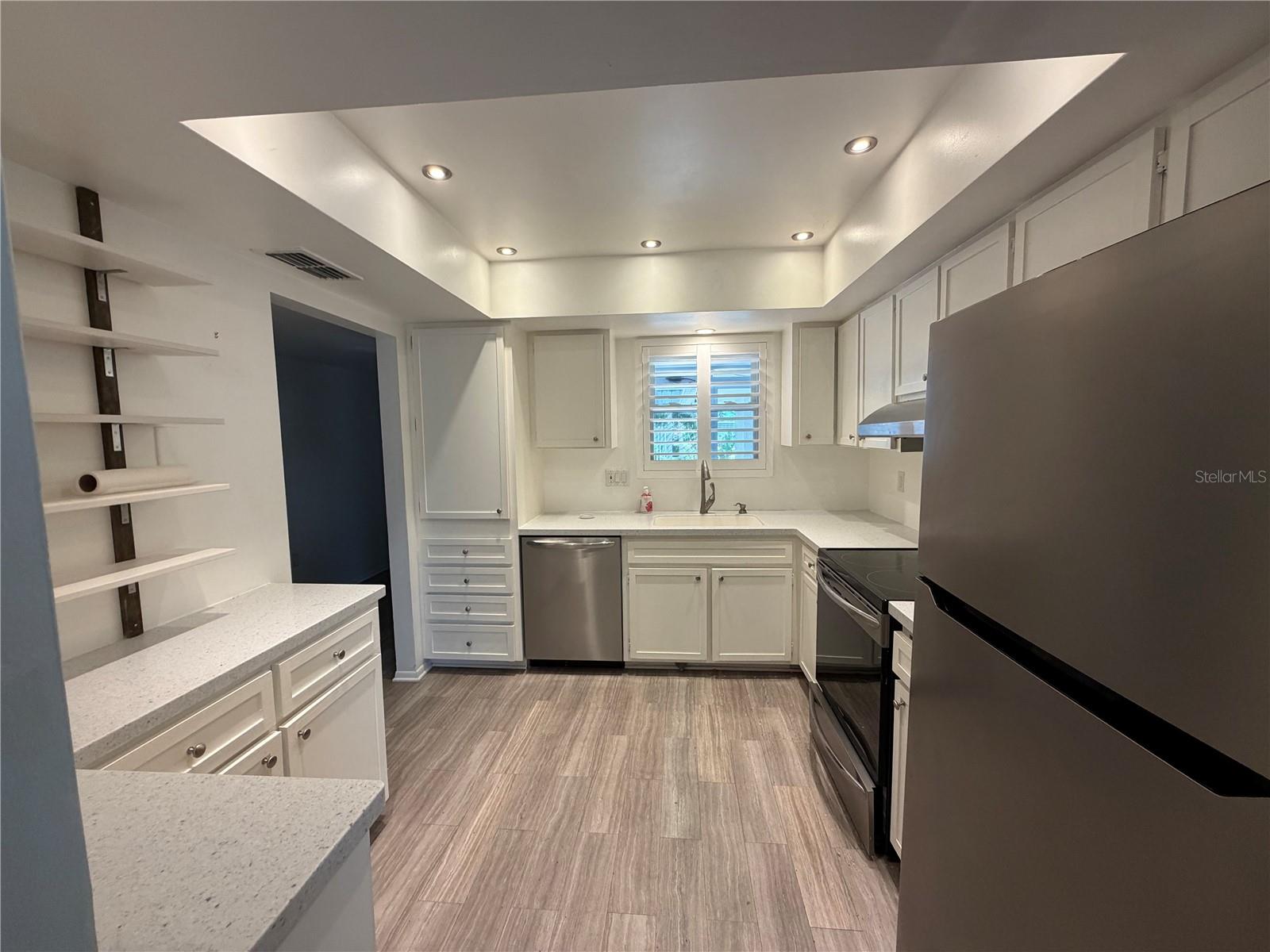 GLEN OAKS RIDGE VILLAS 2 - Residential