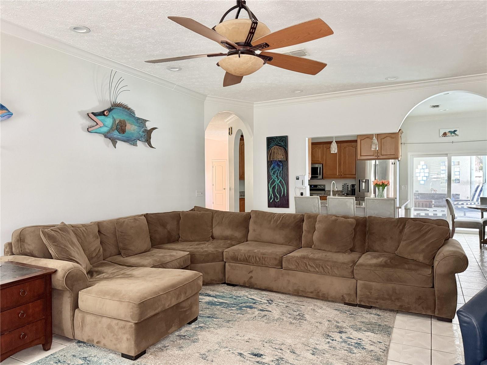 THERESA ARBOR - Residential