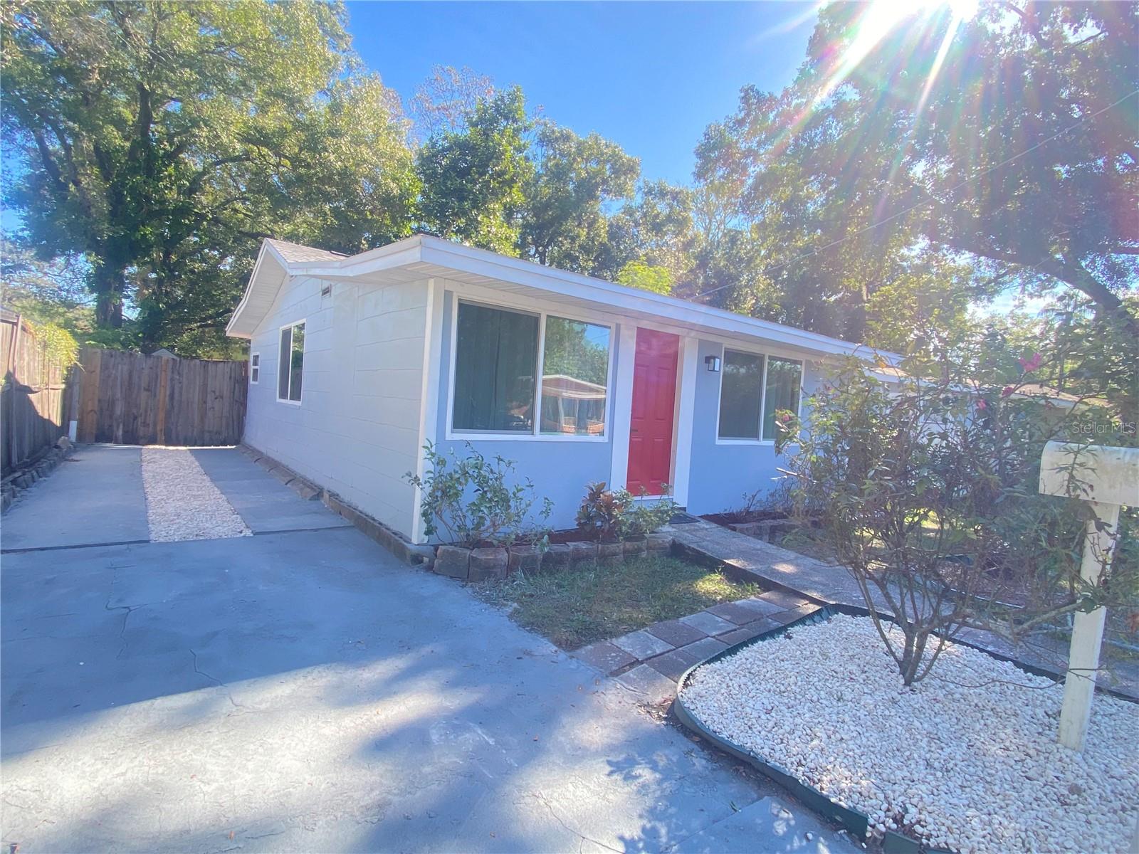 SULPHUR SPGS ADD - Residential Lease