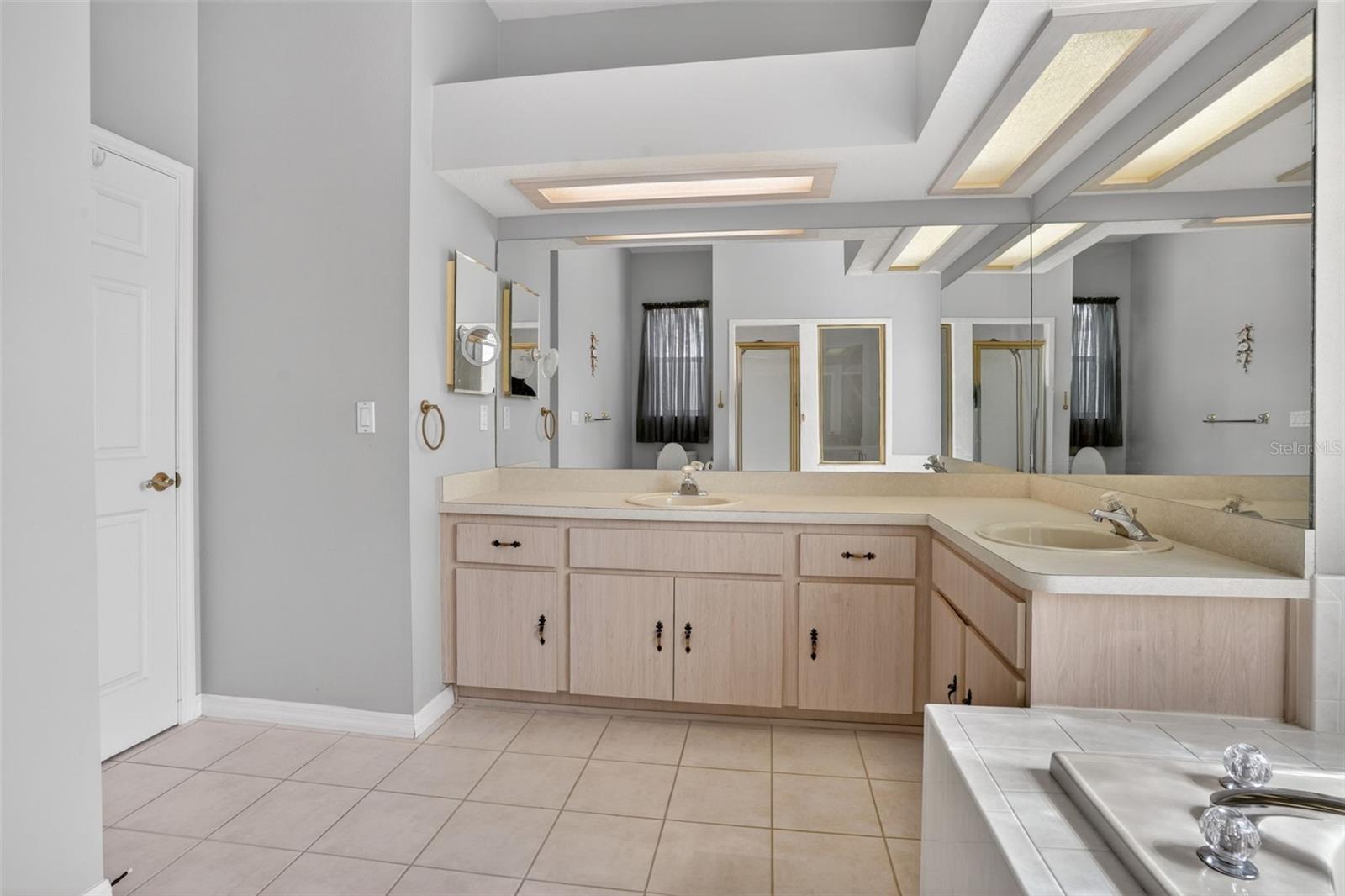 WOODLAND WATERS PH 2 - Residential