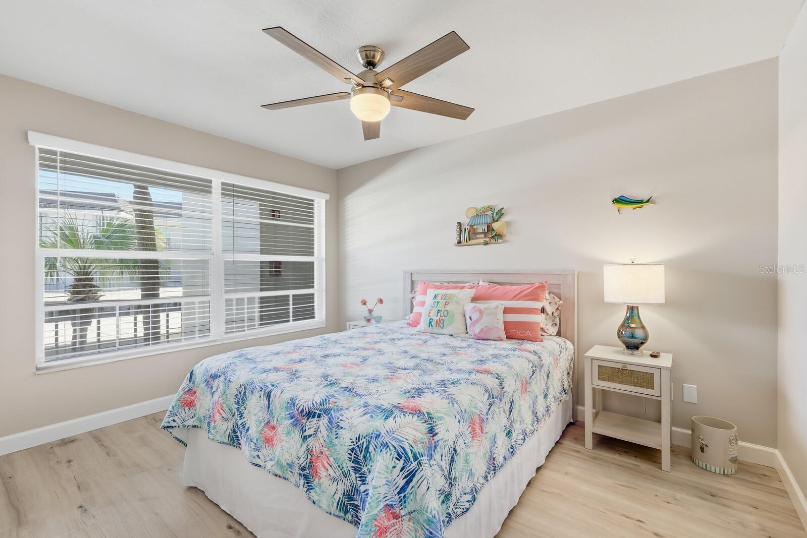 LONGBOAT HARBOUR - Residential