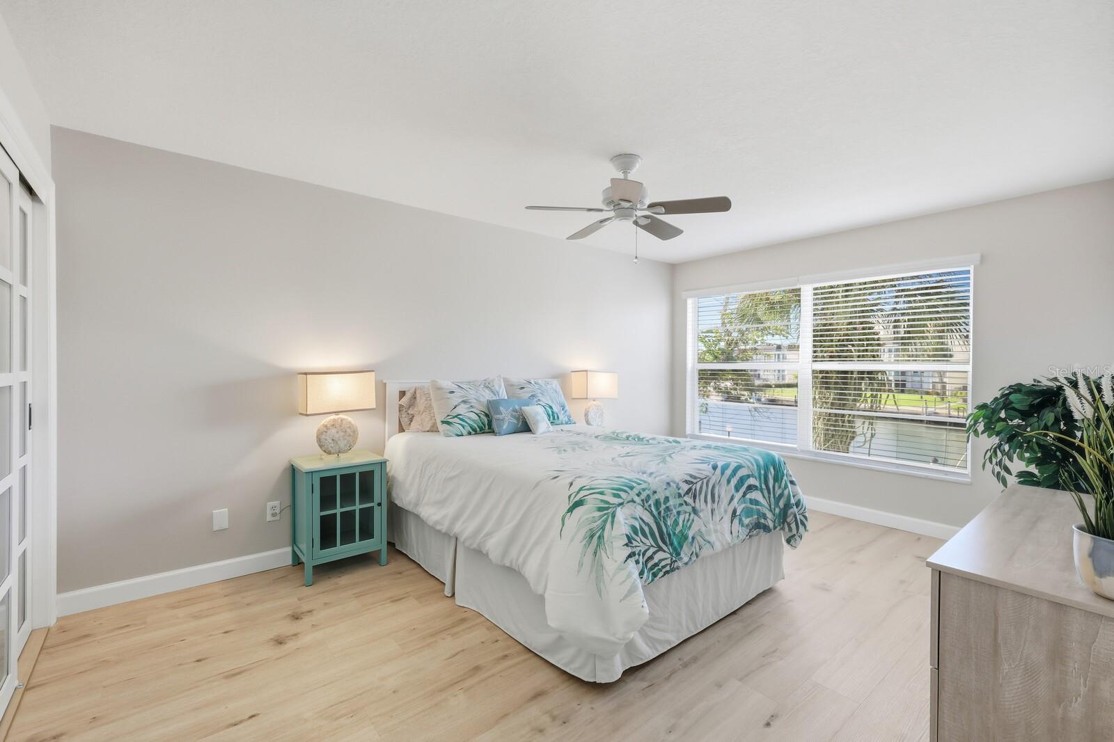 LONGBOAT HARBOUR - Residential