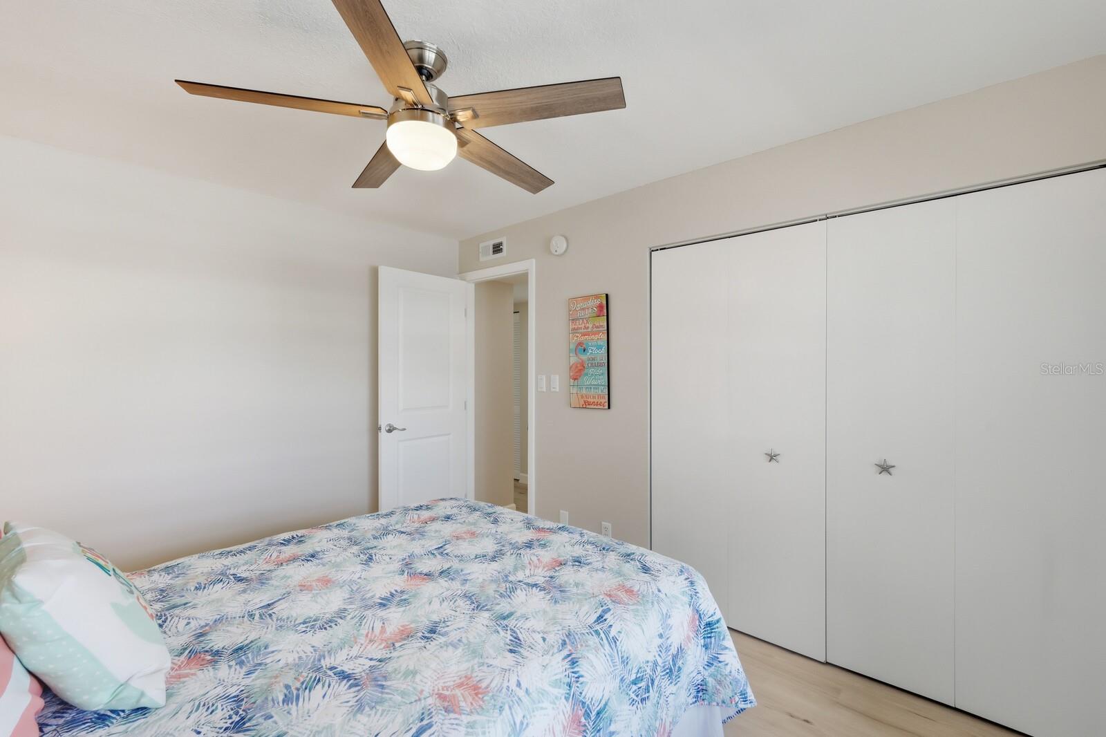 LONGBOAT HARBOUR - Residential