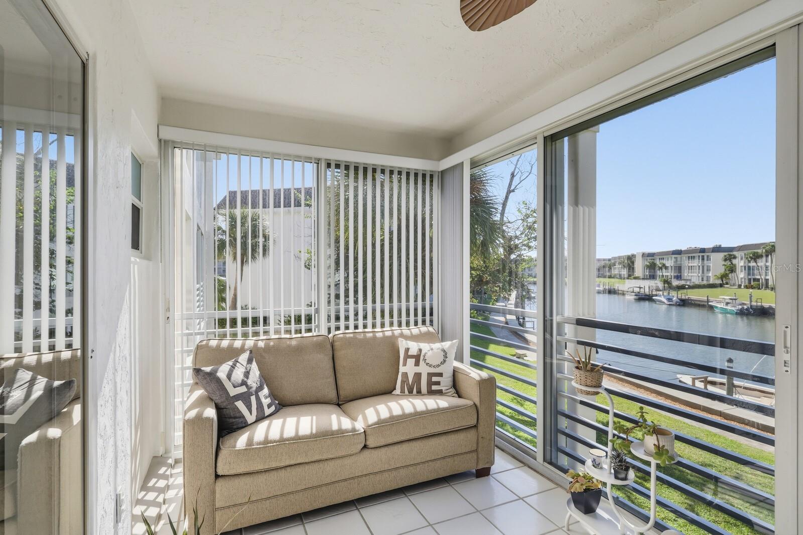 LONGBOAT HARBOUR - Residential