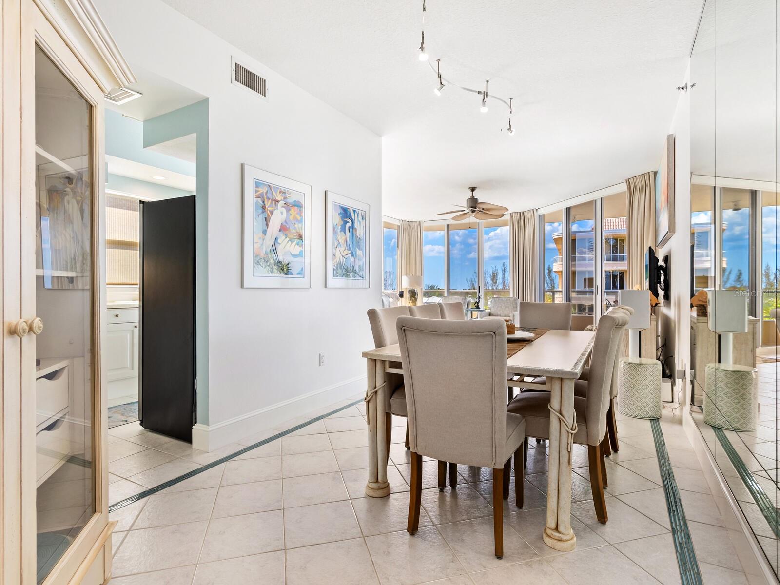 GRAND BAY 6 - Residential
