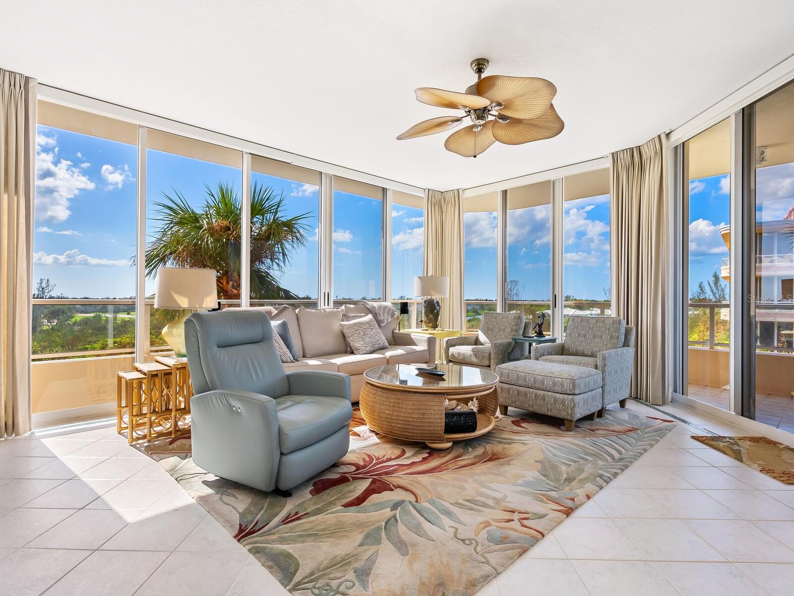 GRAND BAY 6 - Residential