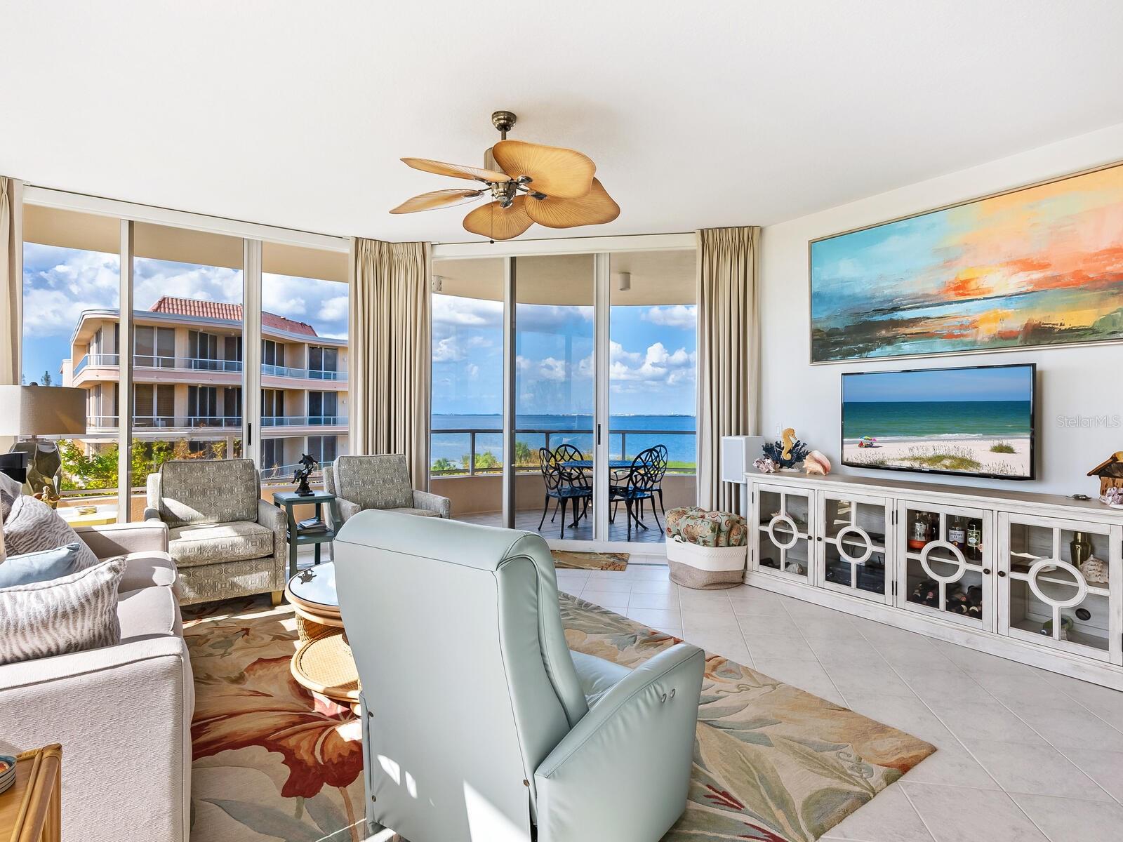 GRAND BAY 6 - Residential
