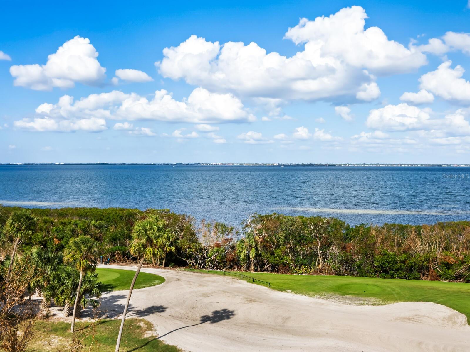 GRAND BAY 6 - Residential
