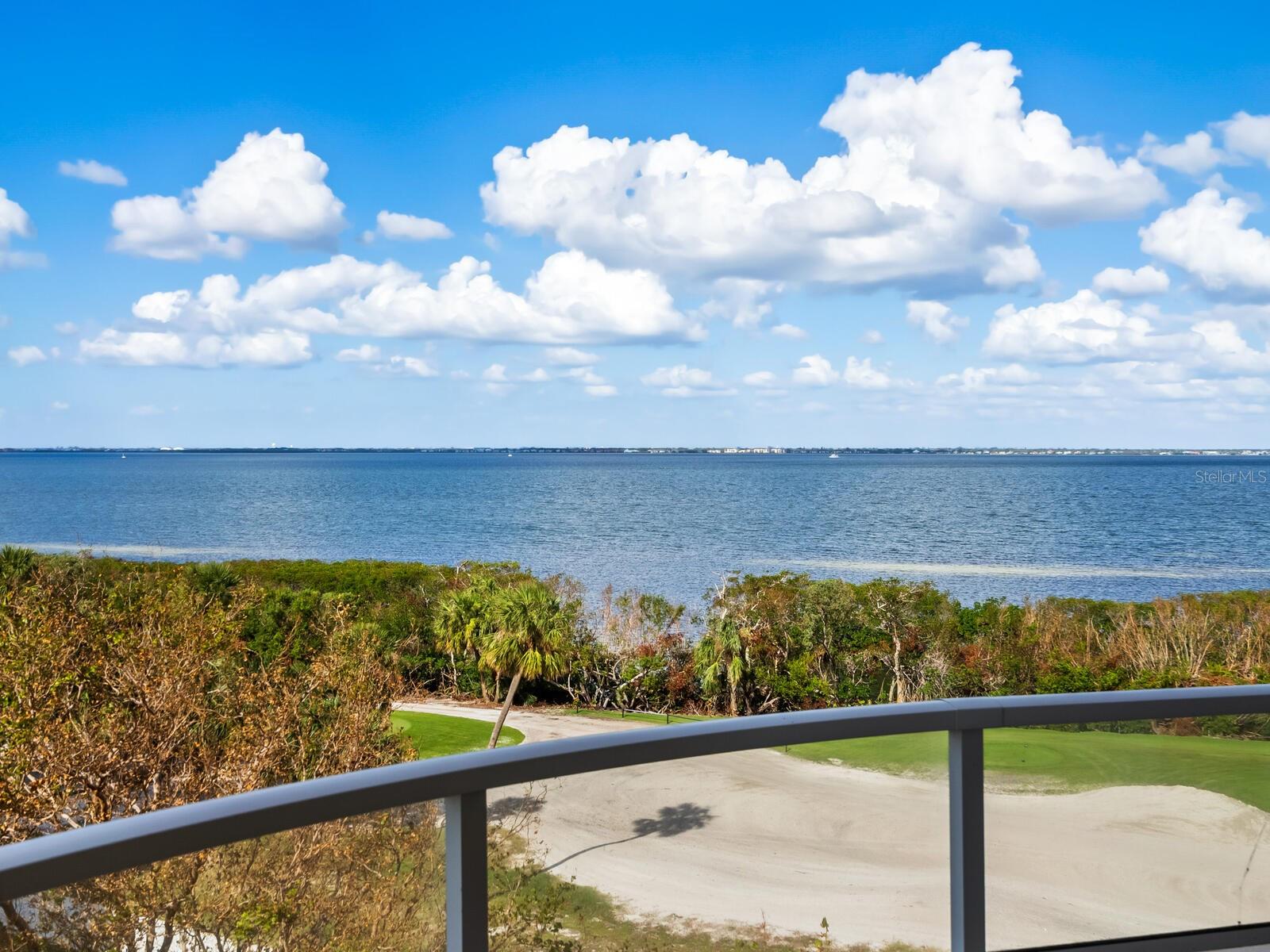 GRAND BAY 6 - Residential