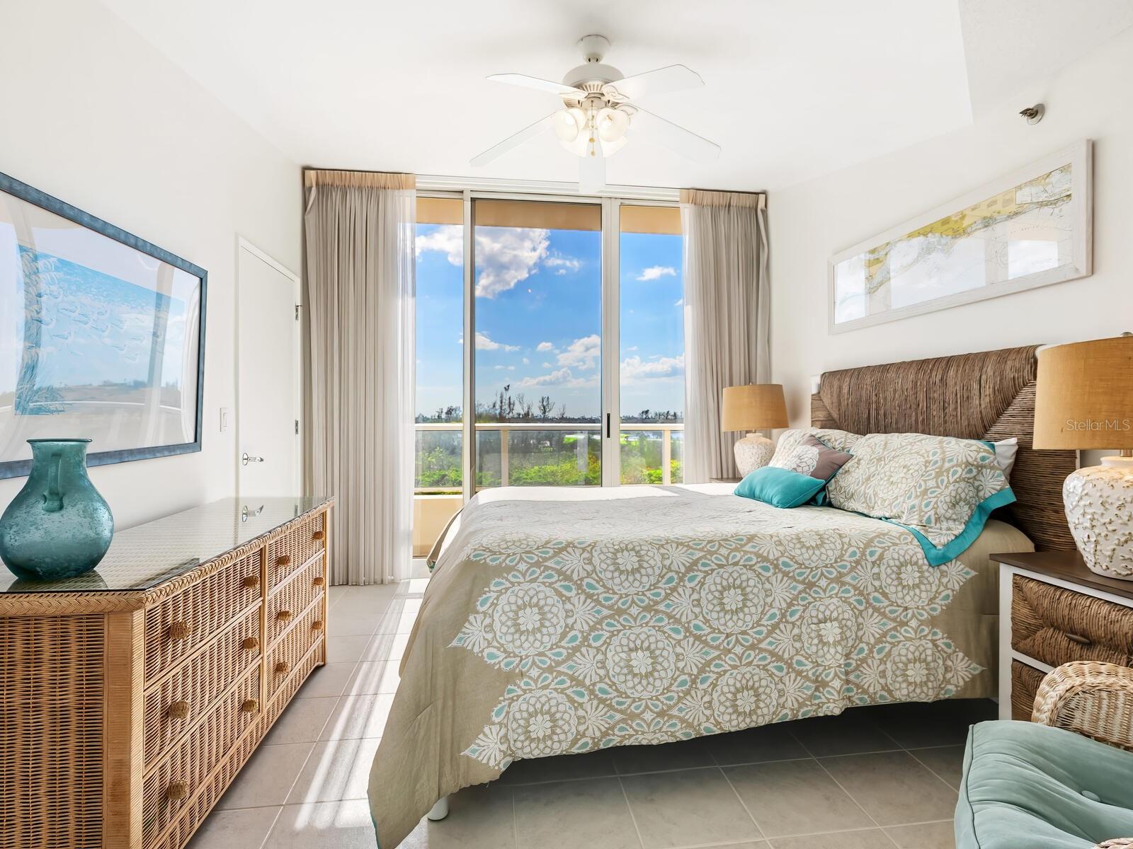 GRAND BAY 6 - Residential