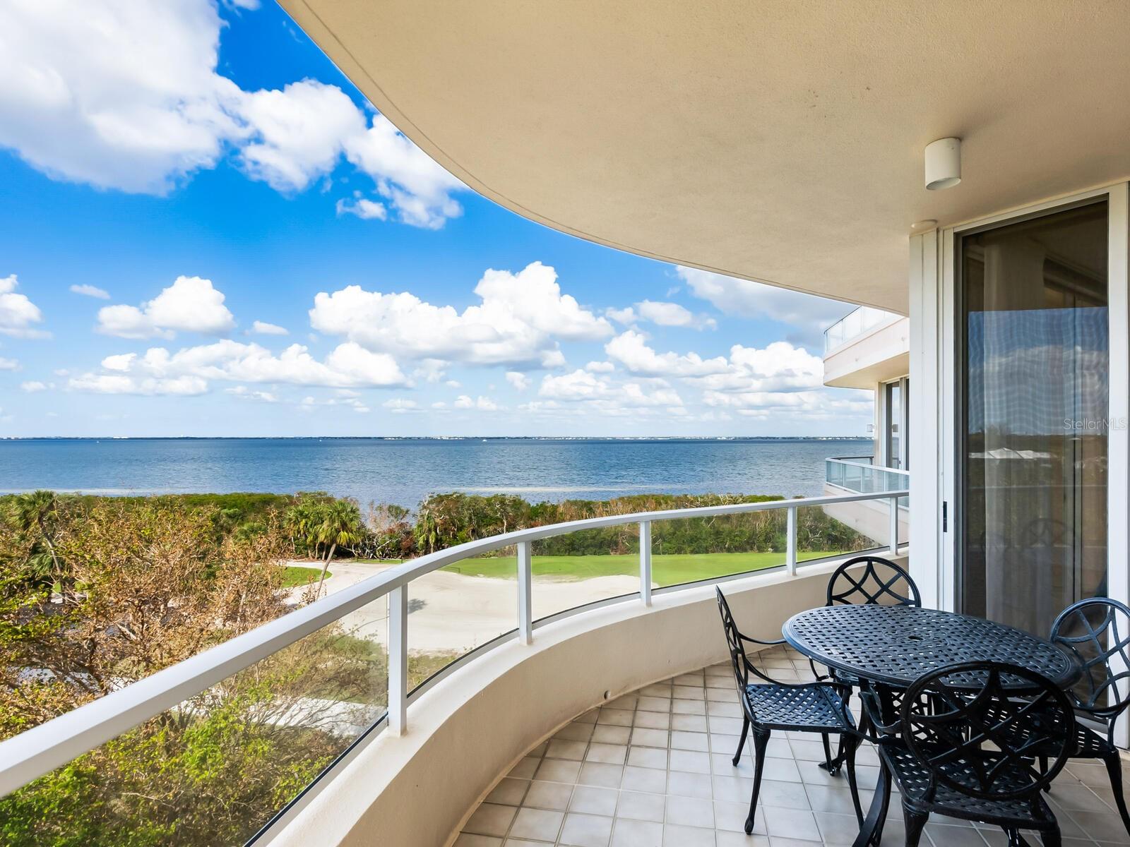 GRAND BAY 6 - Residential