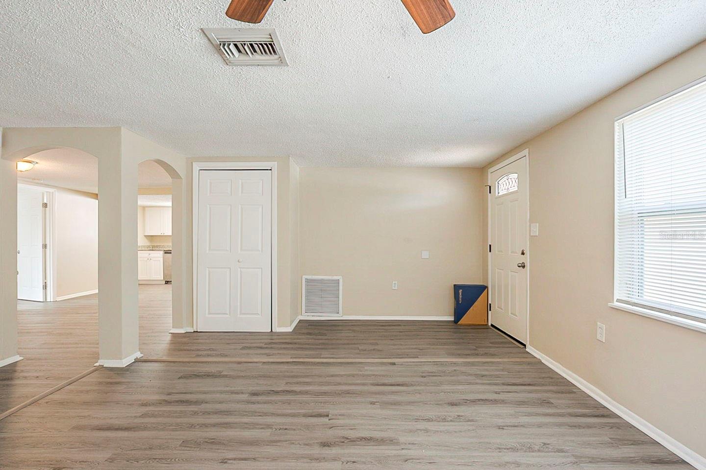 REGENCY PARK - Residential