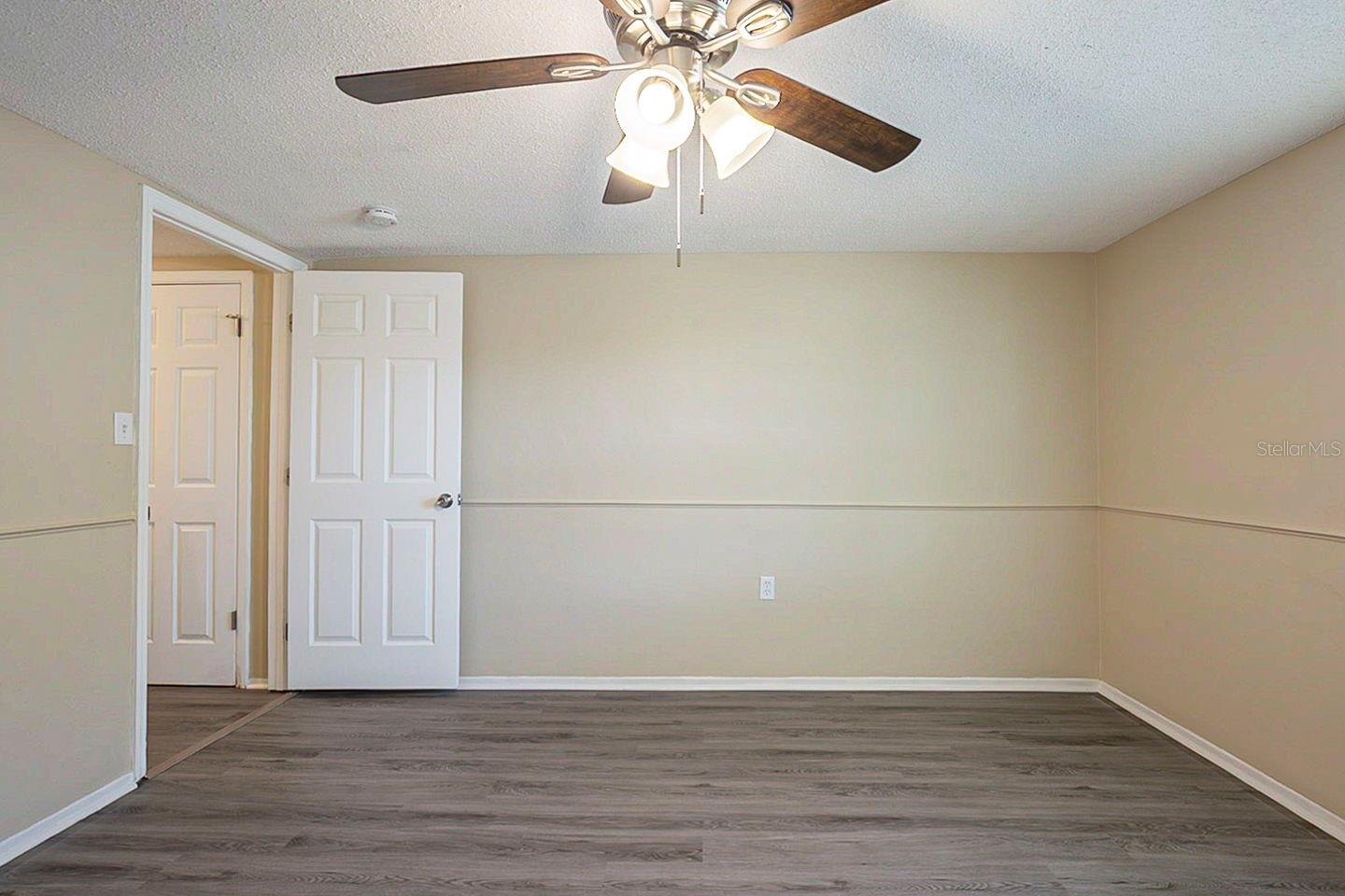 REGENCY PARK - Residential