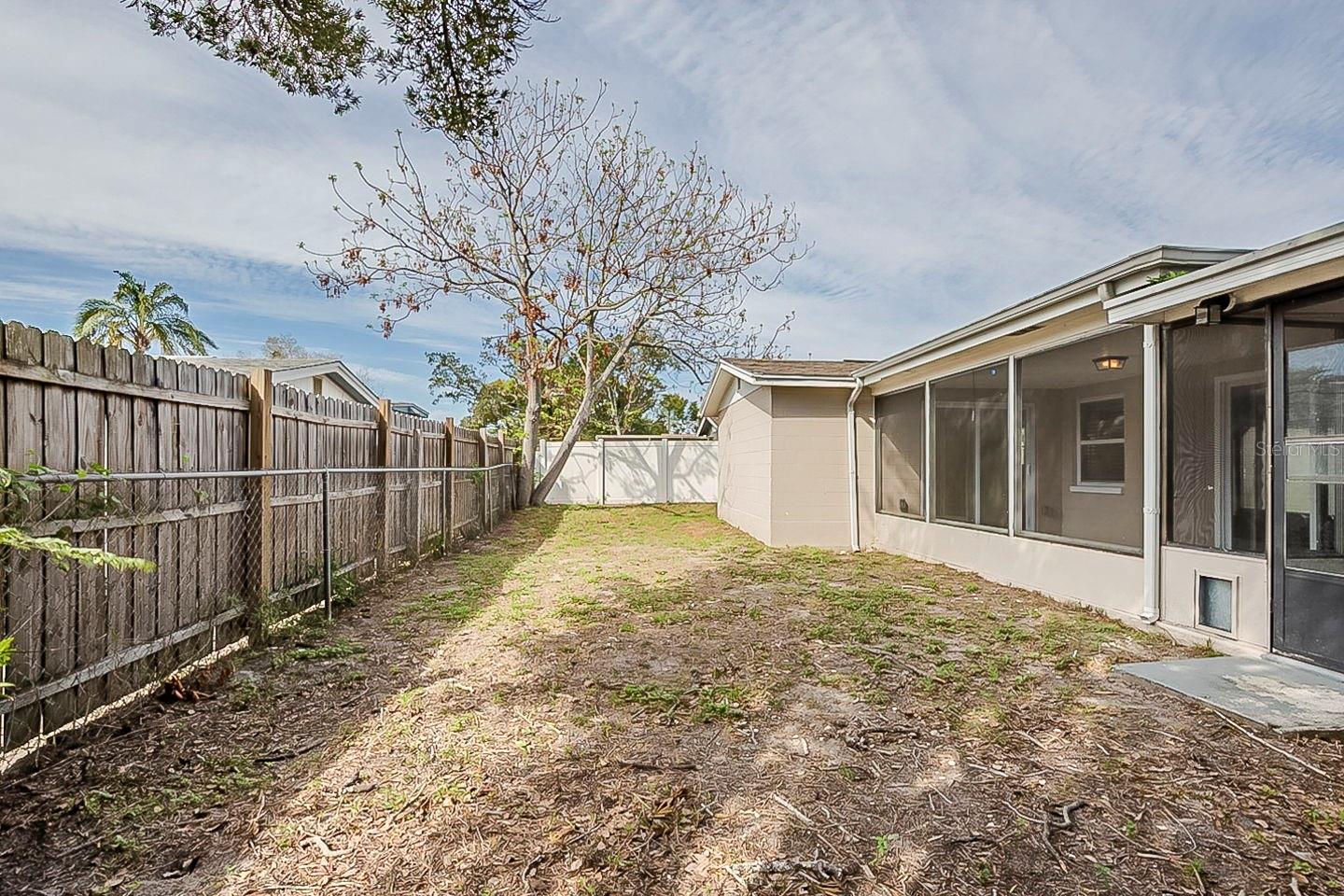 REGENCY PARK - Residential
