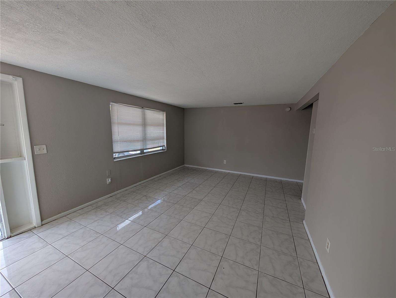 BEACON SQUARE - Residential