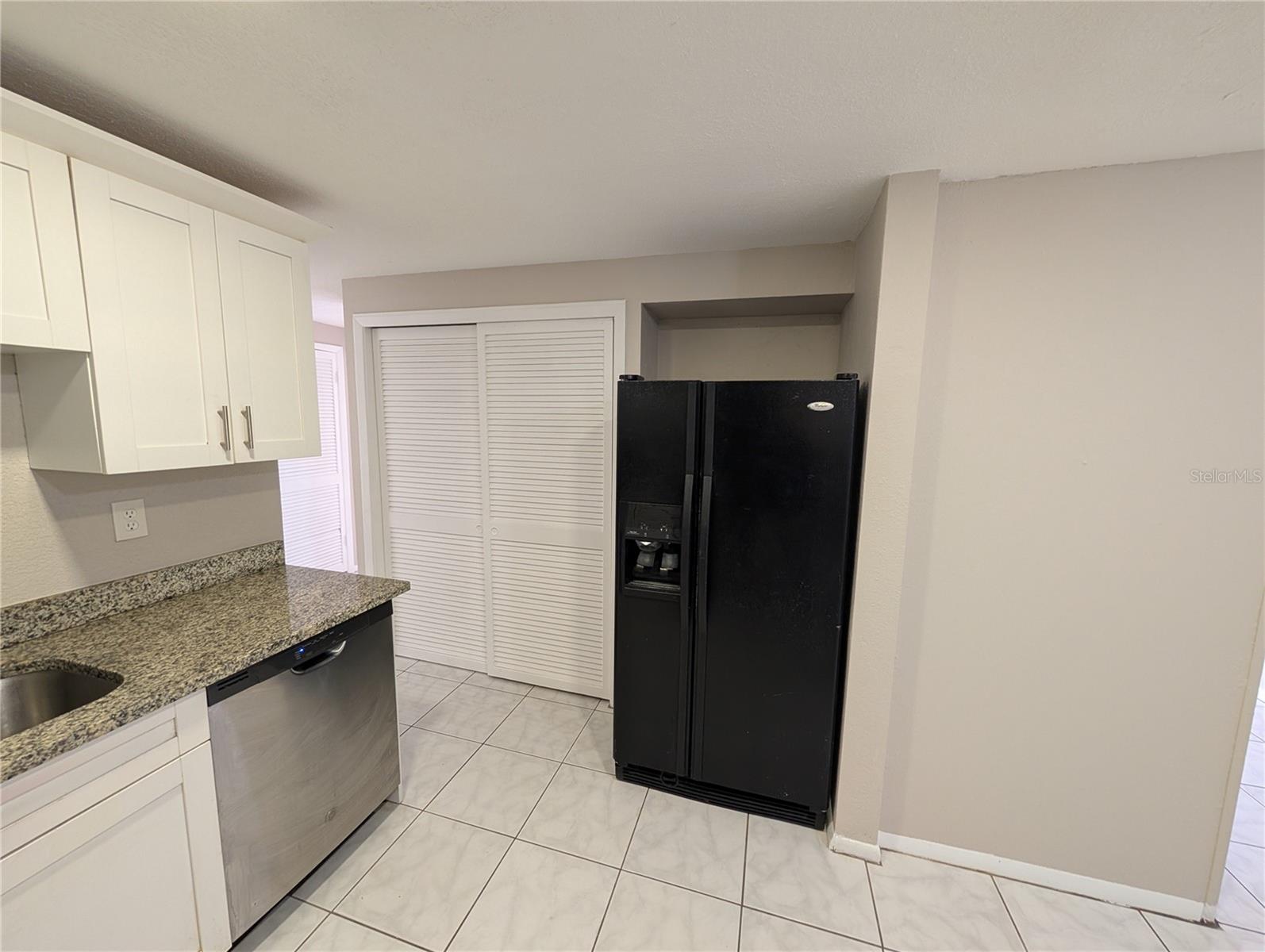 BEACON SQUARE - Residential