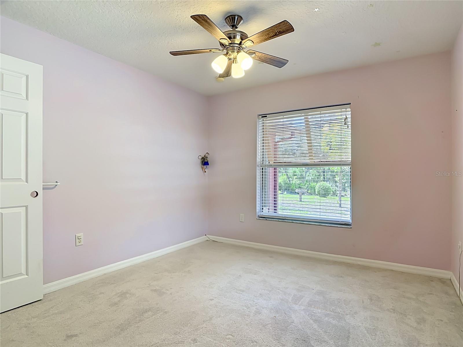 ROYAL TRAILS UNIT 01 - Residential
