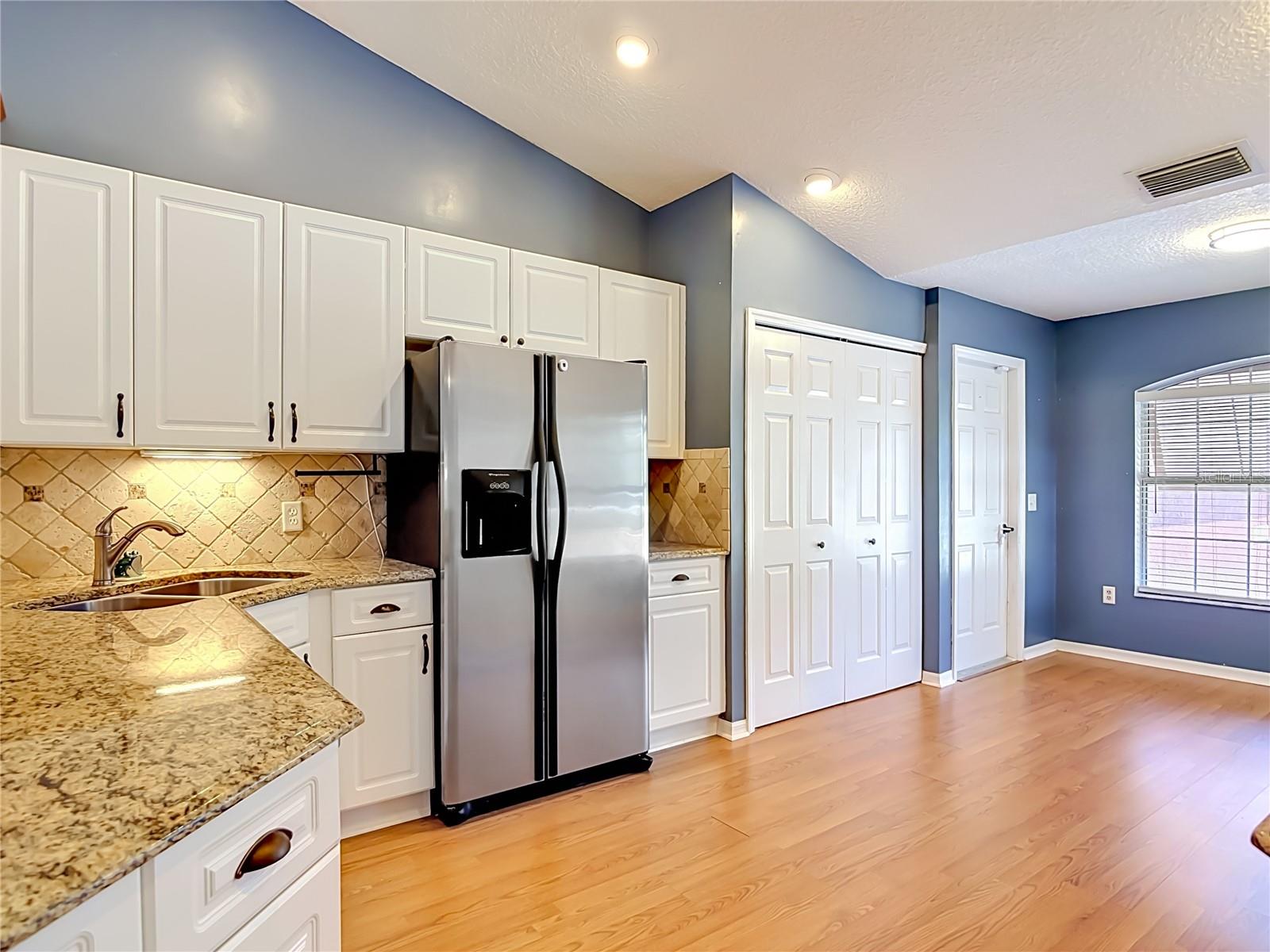 ROYAL TRAILS UNIT 01 - Residential