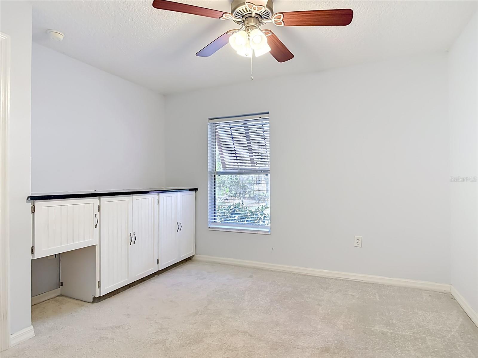 ROYAL TRAILS UNIT 01 - Residential