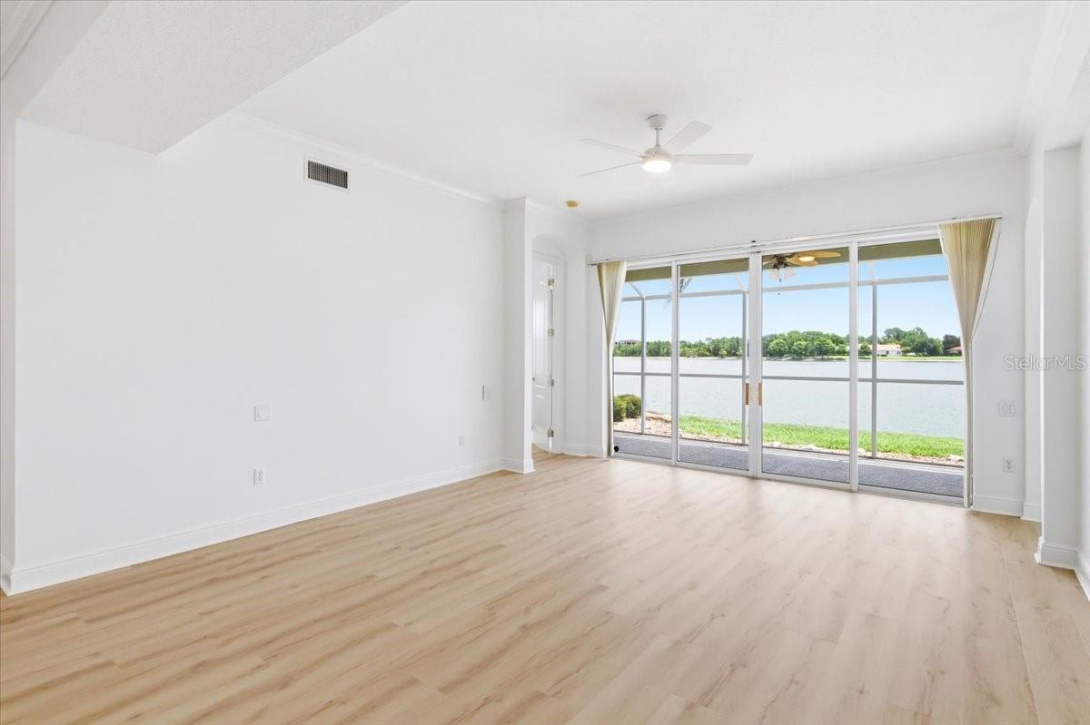 THE MOORINGS AT EDGEWATER II CONDO - Residential