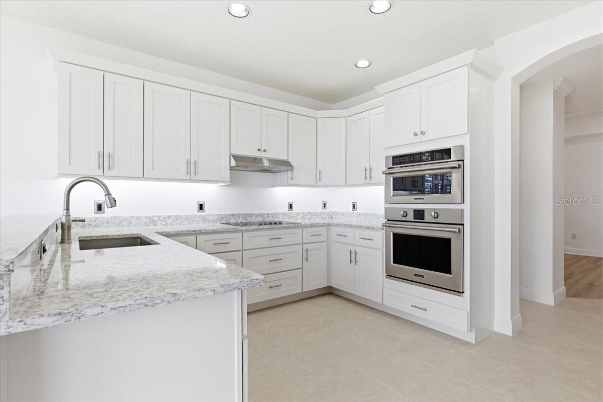 THE MOORINGS AT EDGEWATER II CONDO - Residential