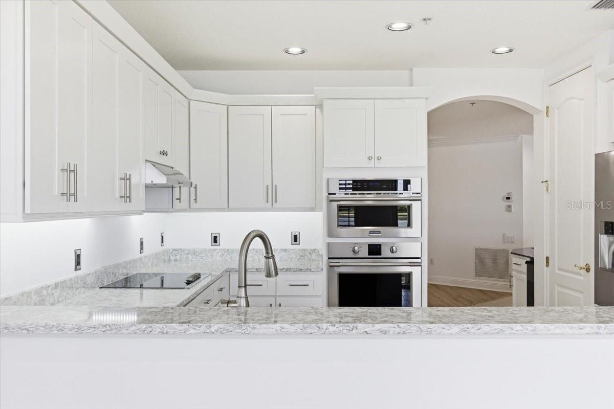 THE MOORINGS AT EDGEWATER II CONDO - Residential