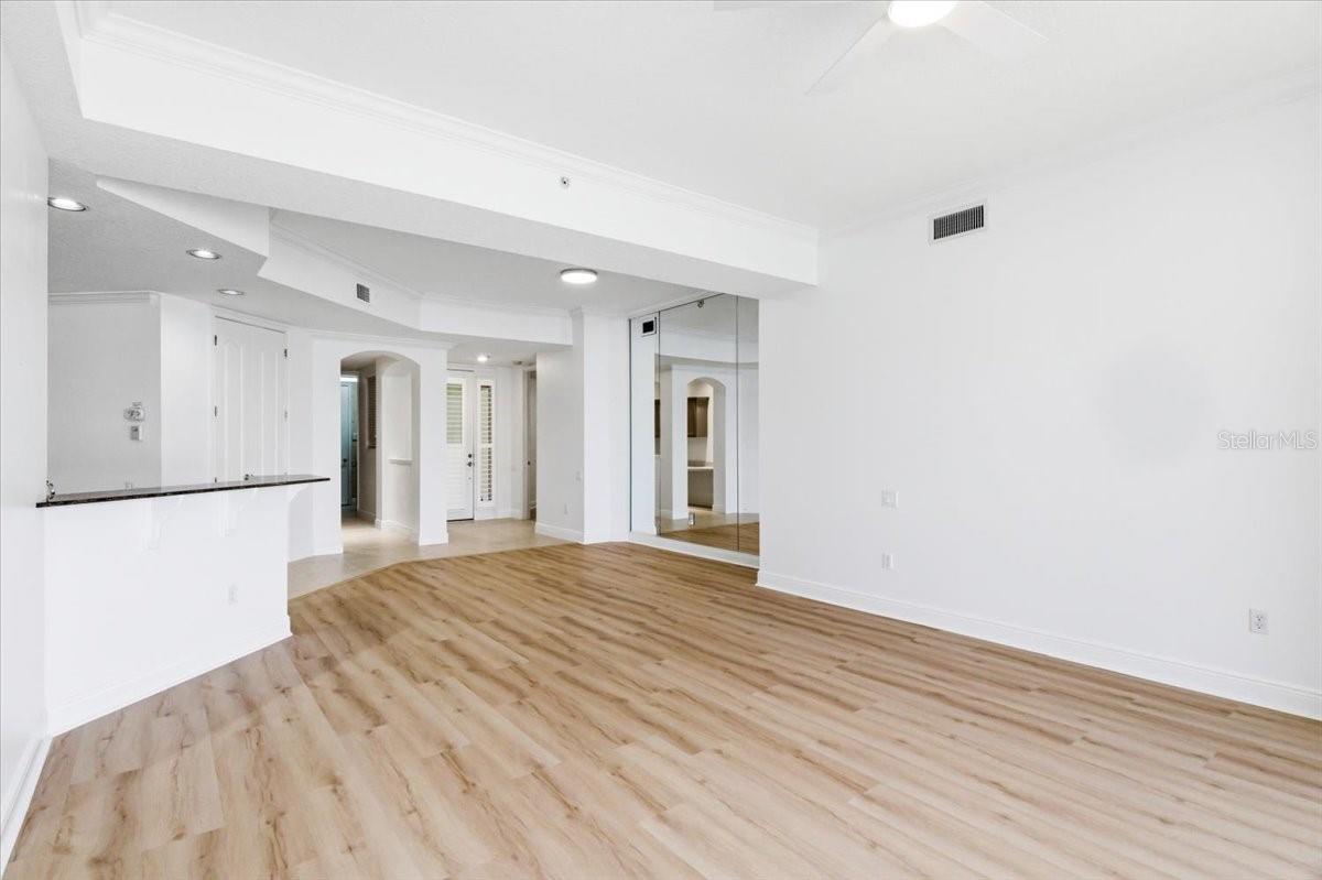THE MOORINGS AT EDGEWATER II CONDO - Residential