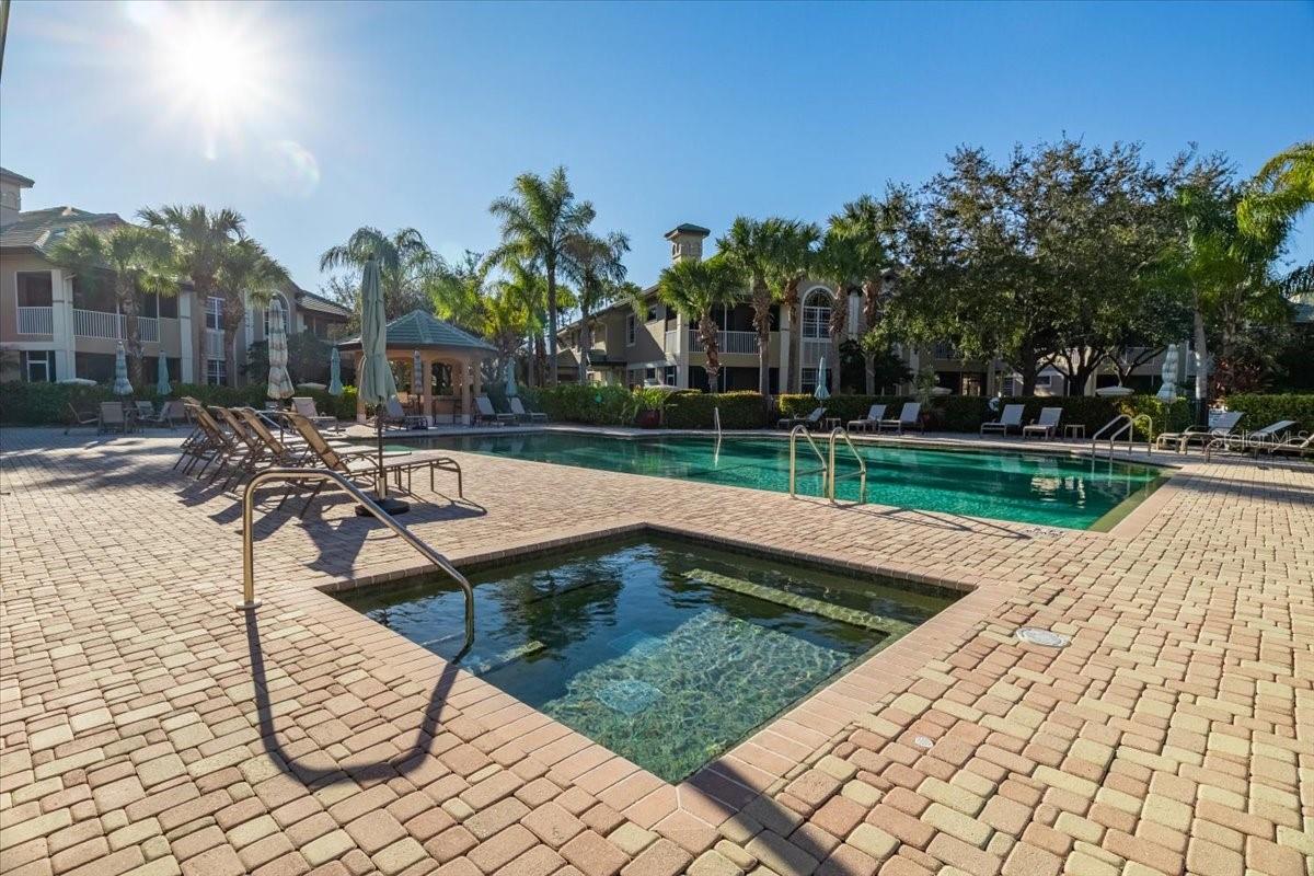 THE MOORINGS AT EDGEWATER II CONDO - Residential