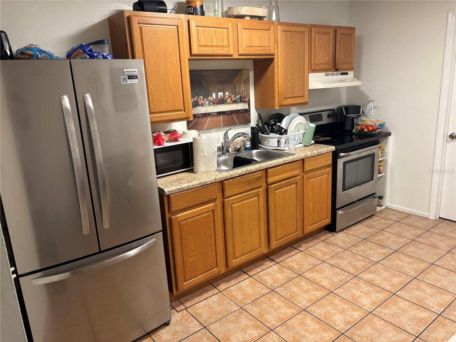ROSEDALE MANOR - Residential Income
