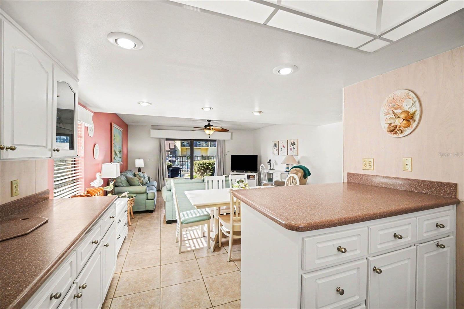 COCOA BEACH CLUB - Residential