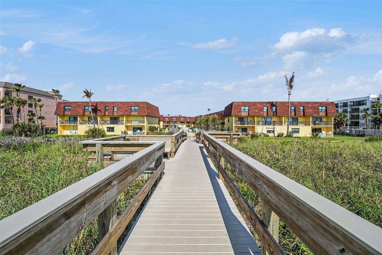 COCOA BEACH CLUB - Residential