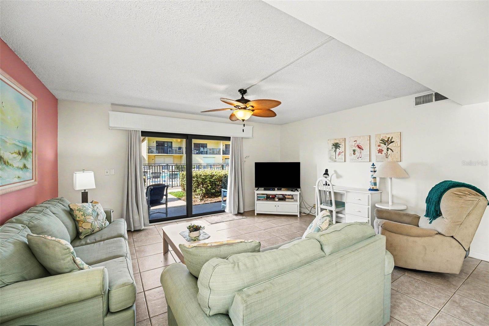 COCOA BEACH CLUB - Residential