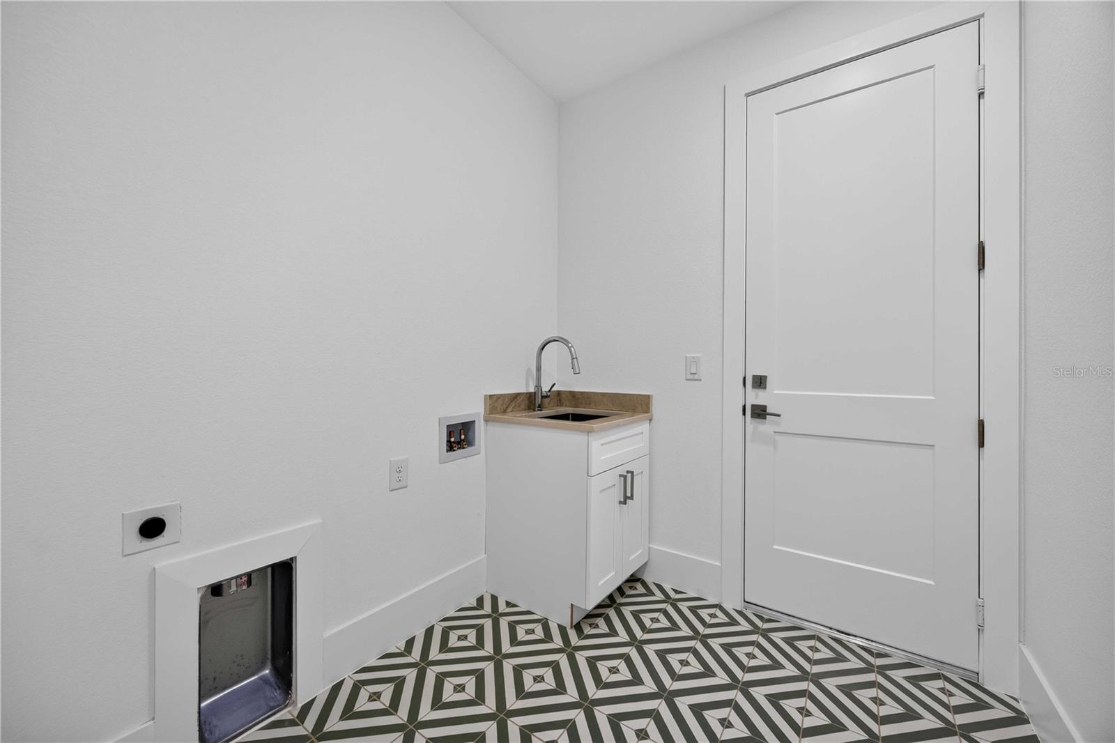 PORT CHARLOTTE - Residential
