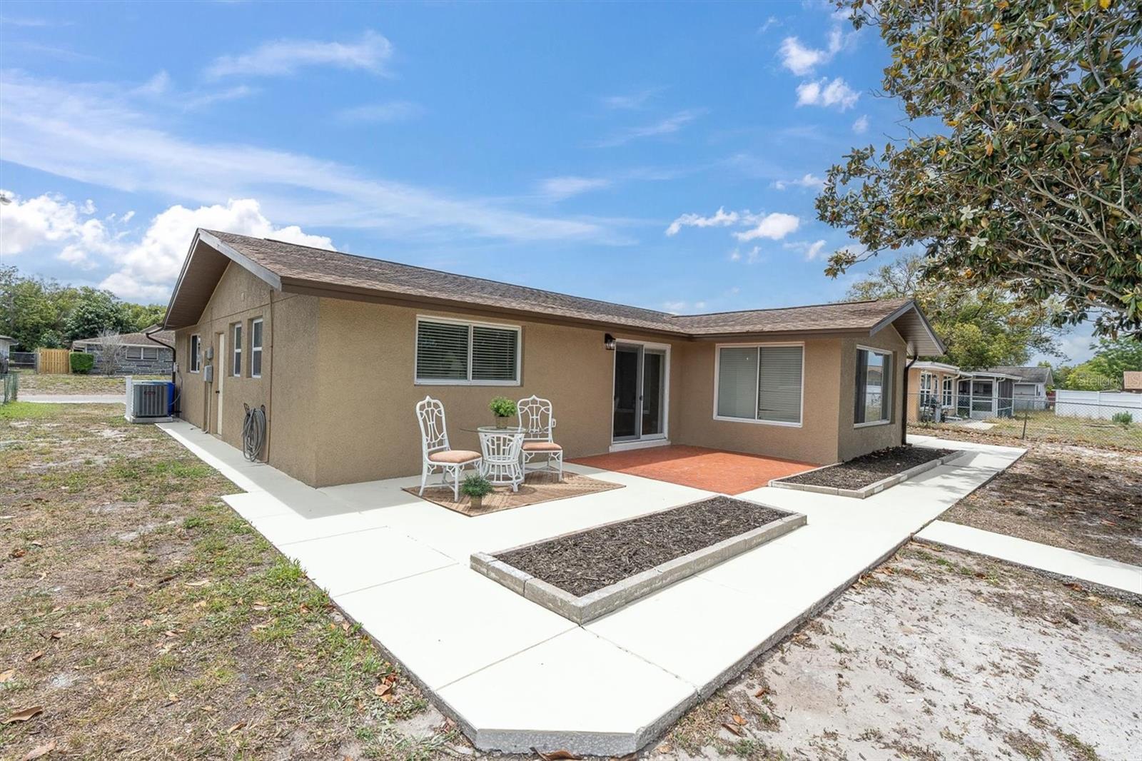 JASMINE LAKES - Residential