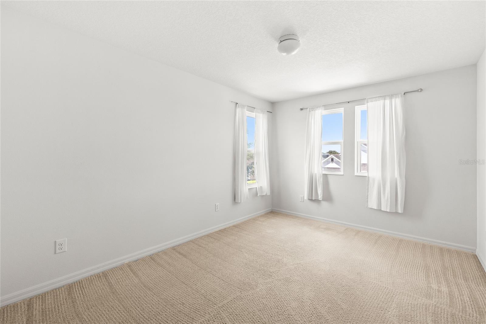 SAWGRASS POINTE PH 1 - Residential